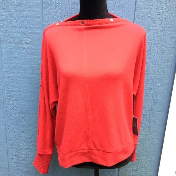 NWT Vince Camuto Snap Trim Dolman Sleeve Sweater Plus Size 1X Red - Picture 4 of 8